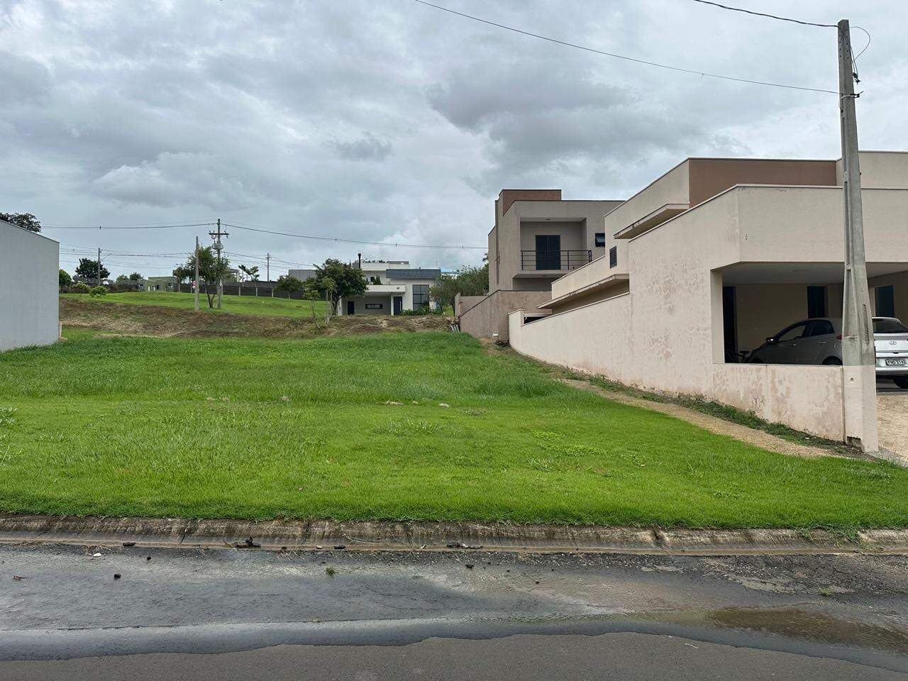 Lote em condomínio à venda no Condomínio Monte Verde