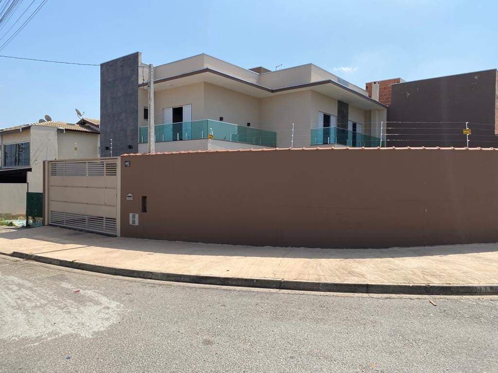 Casa à venda no Jardim do Engenho