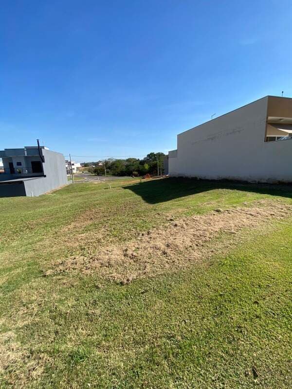 Lote em condomínio à venda no Condomínio Monte Verde