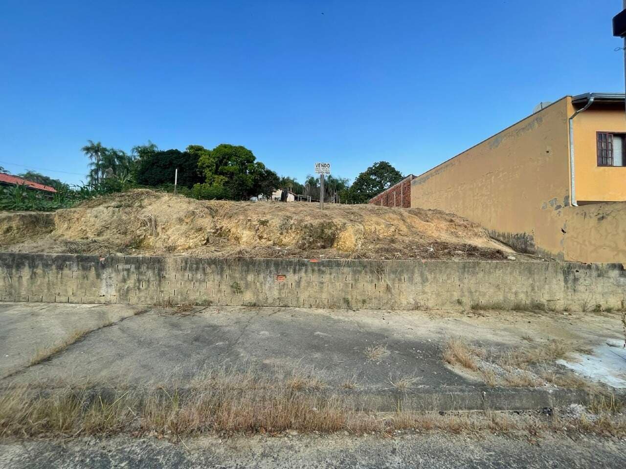 Lote à venda no Nelson Wulk