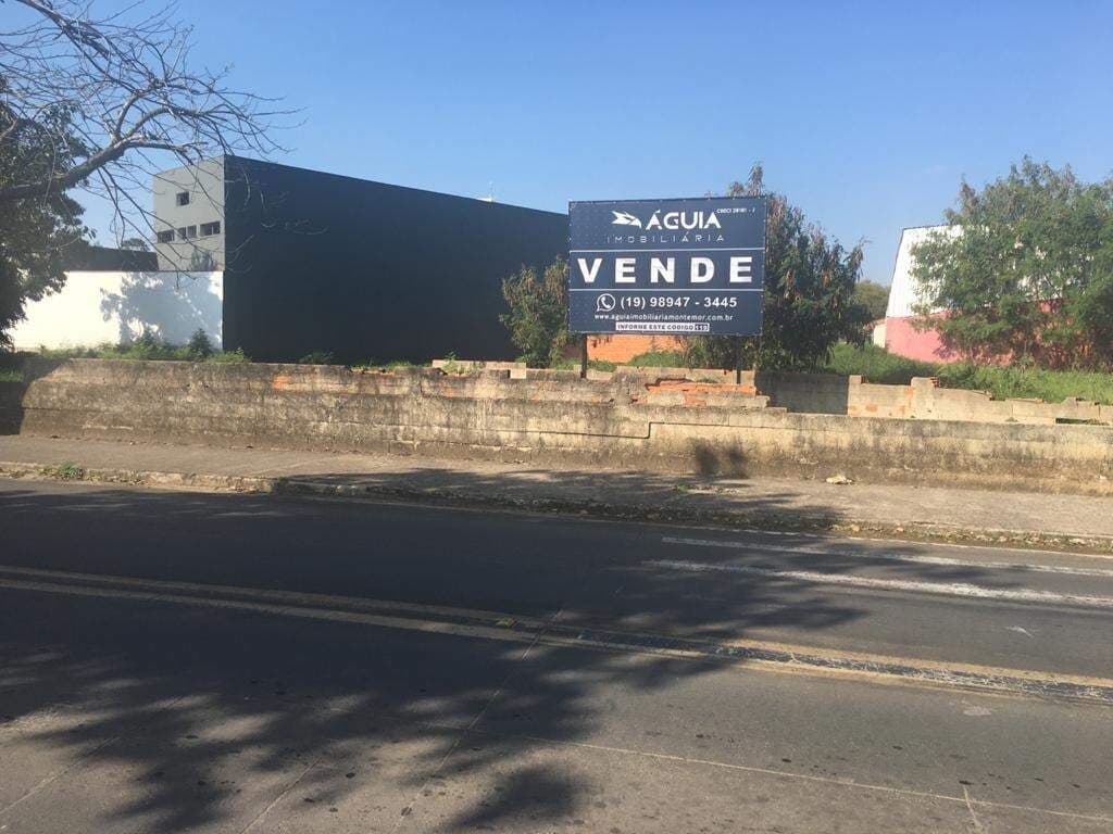 Lote à venda no Centro